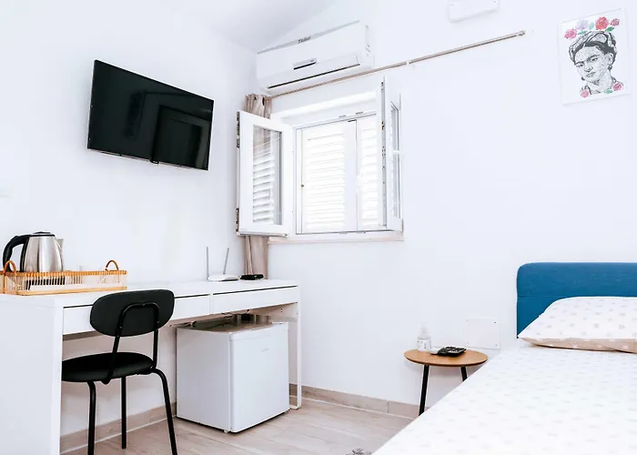 Serious Job Room Ragusa