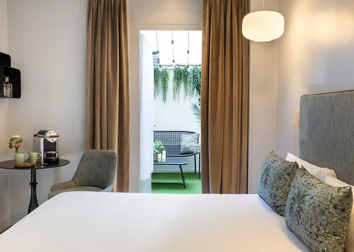 Hotel Eiffel Saint Charles Parigi