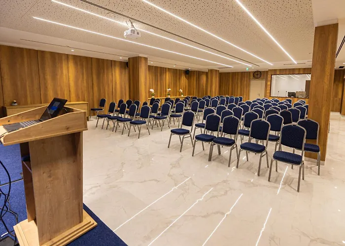 Navy Hotel Vlorë