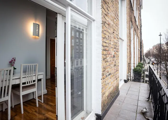 Msk Hotel 82 Londra