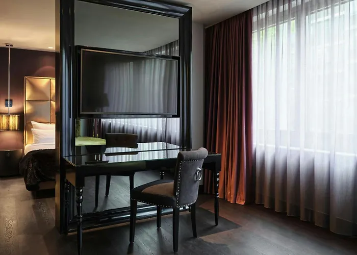 Roomers Frankfurt Central, Autograph Collection Francoforte sul Meno