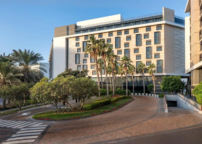 Hotel Yas Plaza Mangroves By Ihg Abu Dhabi