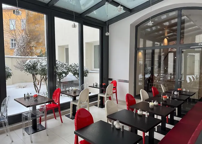 Red & Blue Design Hotel Praga