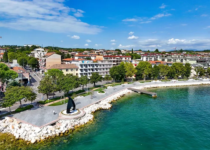 Hotel Aurora Desenzano del Garda