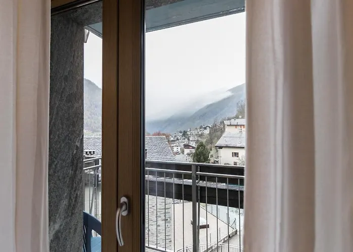 Residence Pizzo Scalino Chiesa in Valmalenco
