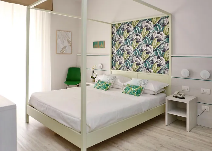 Hotel Flora Cattolica