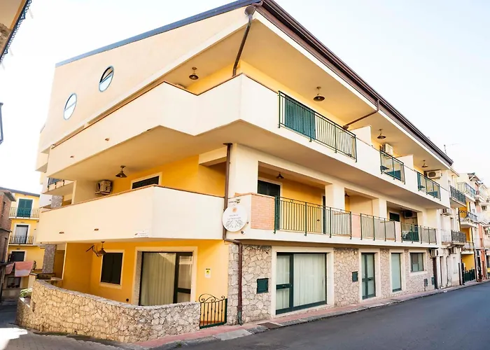 Le Tartarughe Aparthotel Letojanni