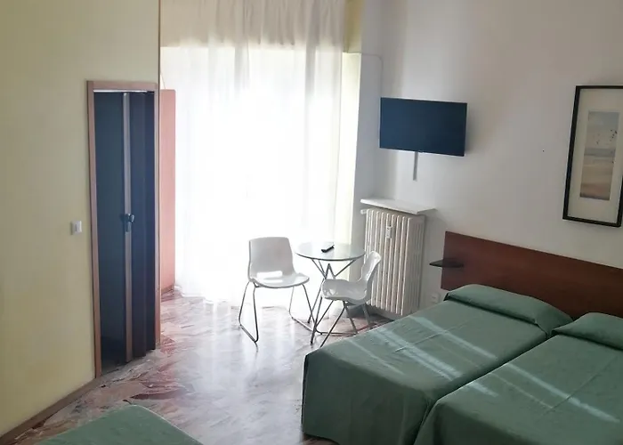 Pensione Aurora Imperia