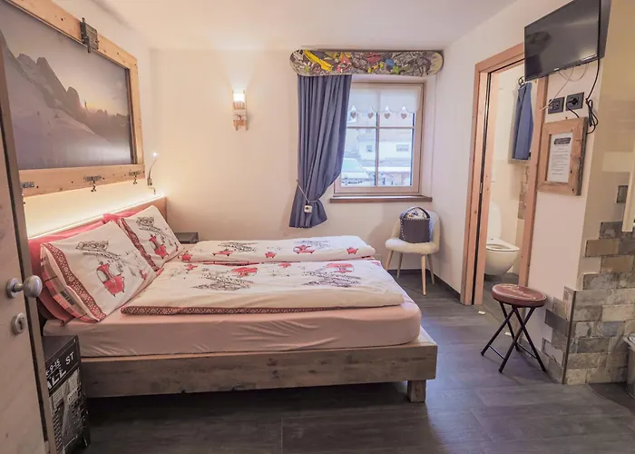 Hotel Majon De La Nona Pozza di Fassa