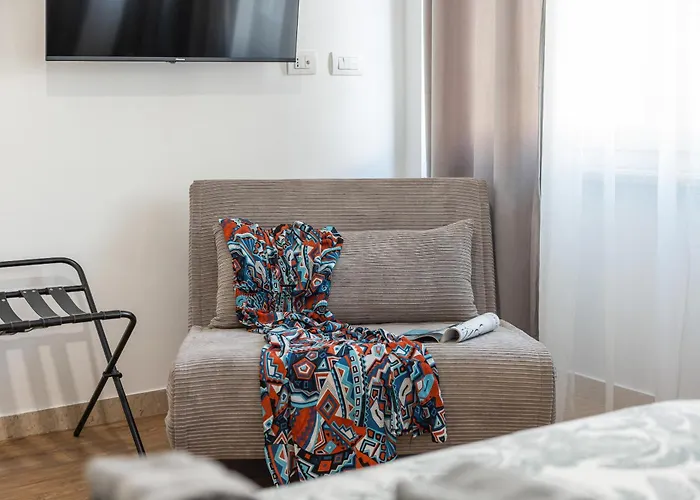 The Novels Suite Bari