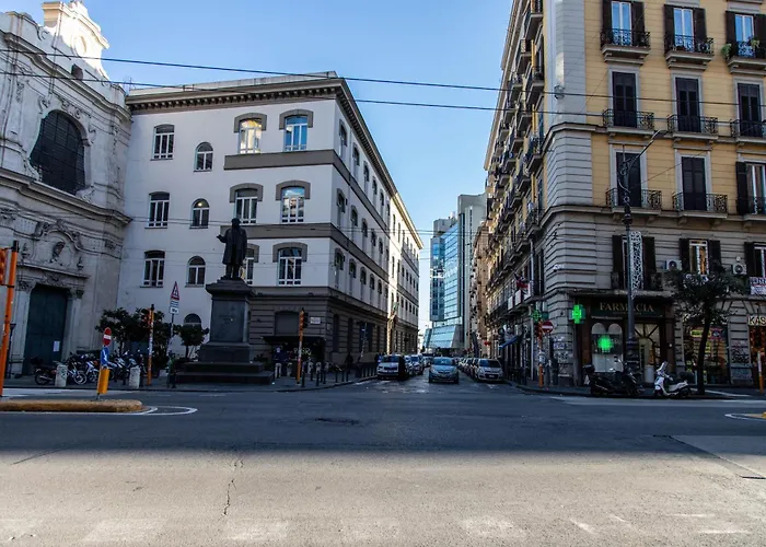 Hotel Mamalu - Corso Umberto 35 Napoli