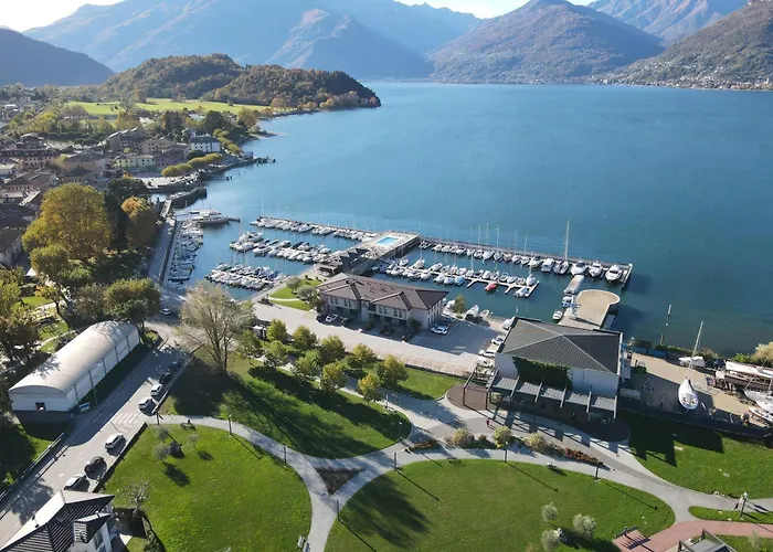 Lago Dorato Marina Lodge - Lakefront Colico