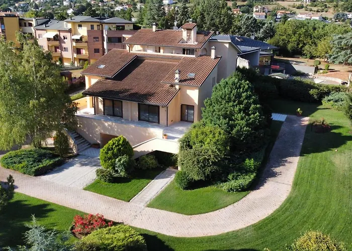 Villa Bellavista Luxury Suites LʼAquila