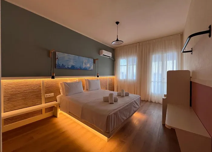 Hotel Amfiliki Città di Skiathos