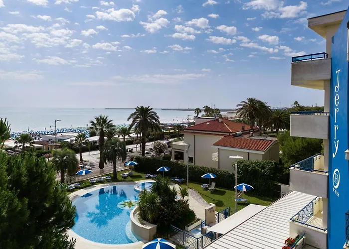 Hotel Jerry - Beachfront & Private Pool Grottammare