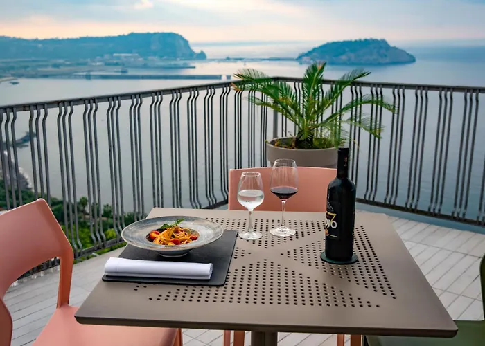 Hotel Hotiday Pozzuoli