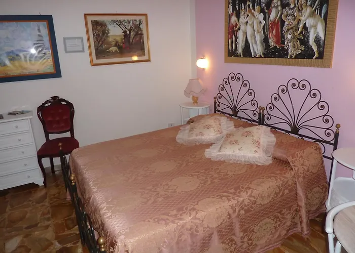 Hotel Primettahouse San Gimignano