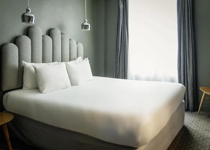 Hotel Paradis Parigi