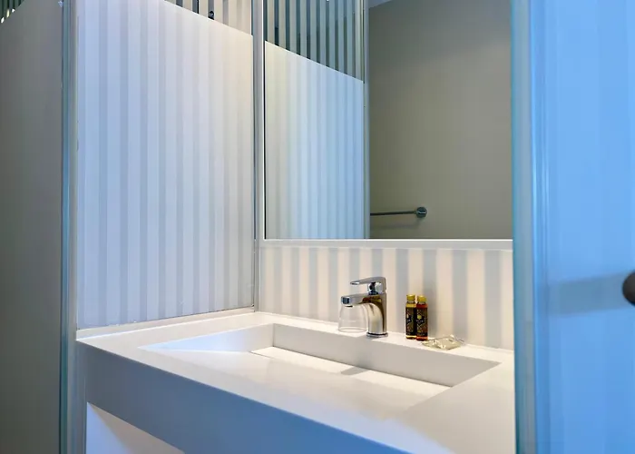 Pratic Hotel Parigi