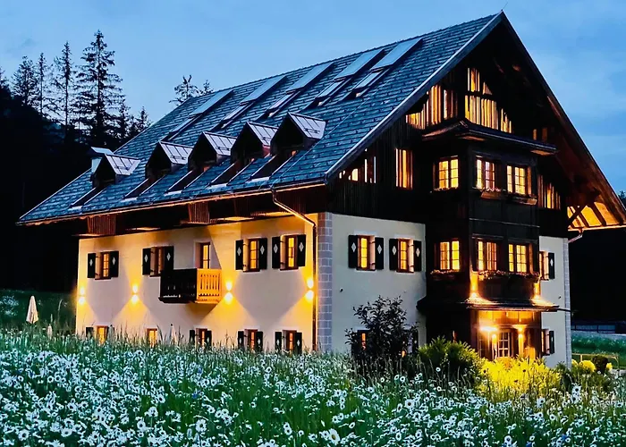 Natura Boutique Chalet Wellness Spa Dobbiaco