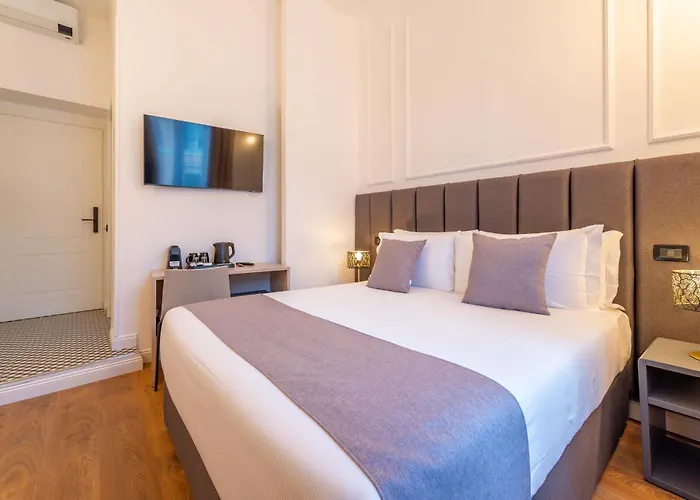 Hotel Crescenzio 74 botique by Ghor Roma