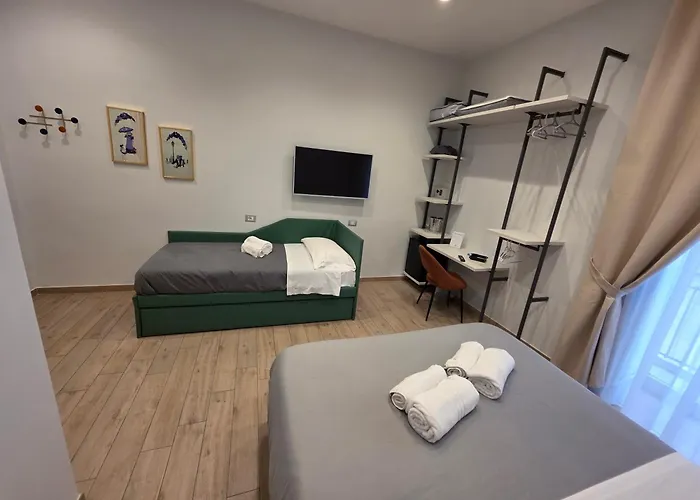 Hotel Toledo Rose Napoli
