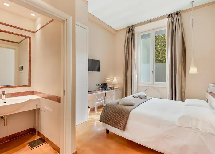 Aurora Garden Lodging - Rooms & Apartment Firenze