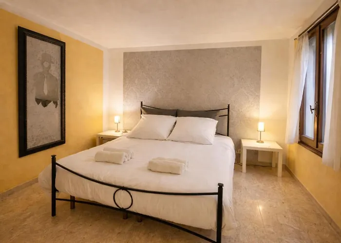 Hotel Two Steps From Rialto Bridge Venezia