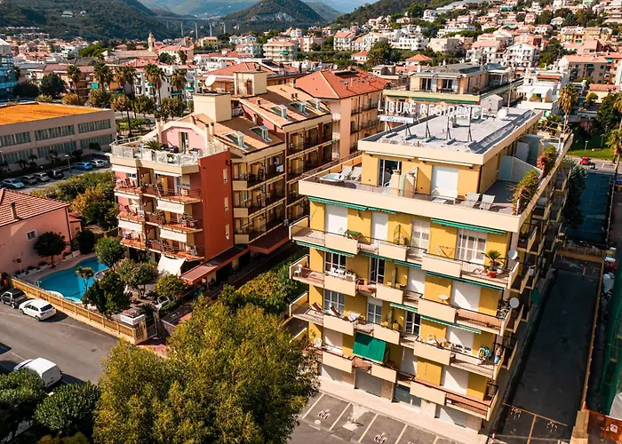 Ligure Residence Appartamenti per Vacanze Pietra Ligure