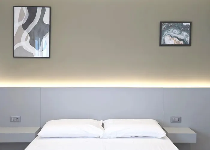 Bed and Breakfast The Superhost - Il Lux Crotone