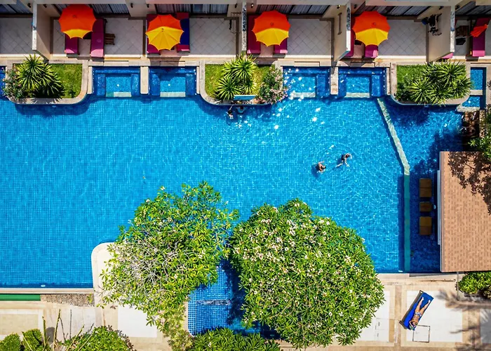 Horizon Karon Beach Resort & Spa