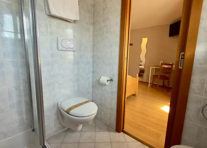 Casteluce Hotel Funivie Pinzolo