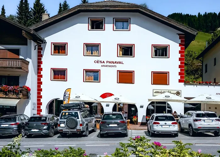 Cesa Panaval Apartments Santa Cristina Val Gardena