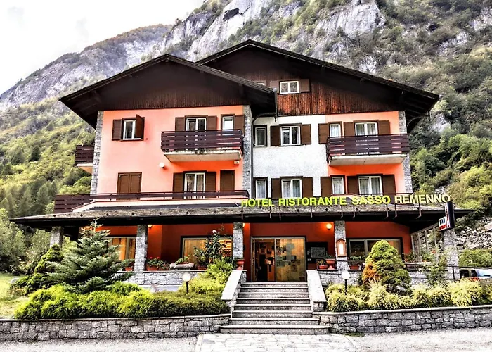Hotel Ristorante Sasso Remenno Val Masino