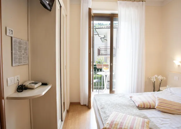 Hotel Belvedere Torri Del Benaco