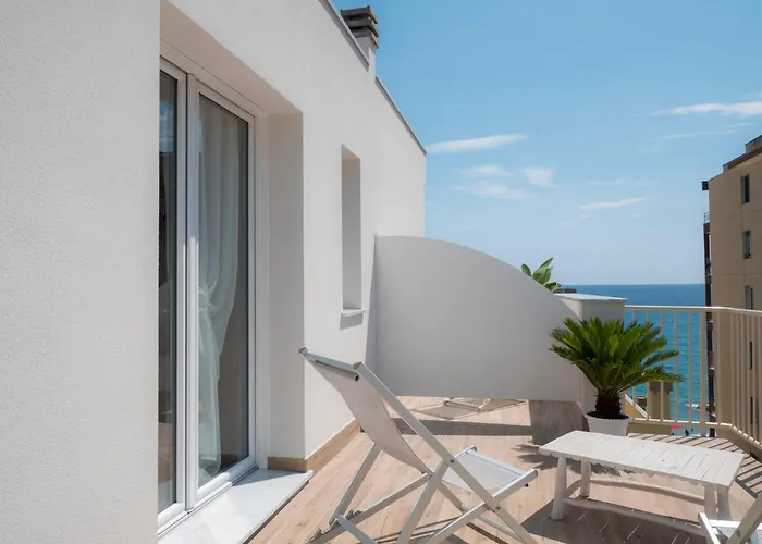 Hotel Continental Pietra Ligure