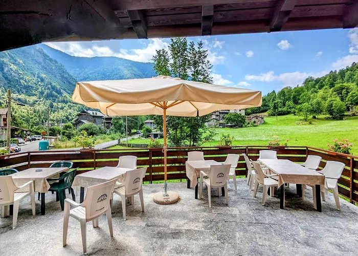 Hotel Ristorante Sasso Remenno Val Masino