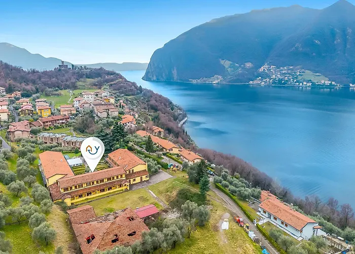 Aparthotel La Perla Monte Isola