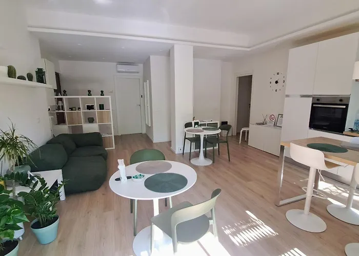 Hotel IL BALCONE NEL PARCO - stanze con bagno privato San Donato Milanese