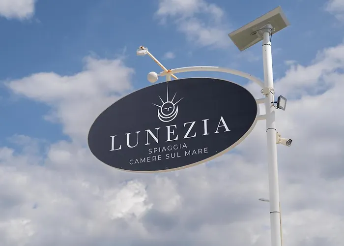Bagno Lunezia Marina Di Carrara