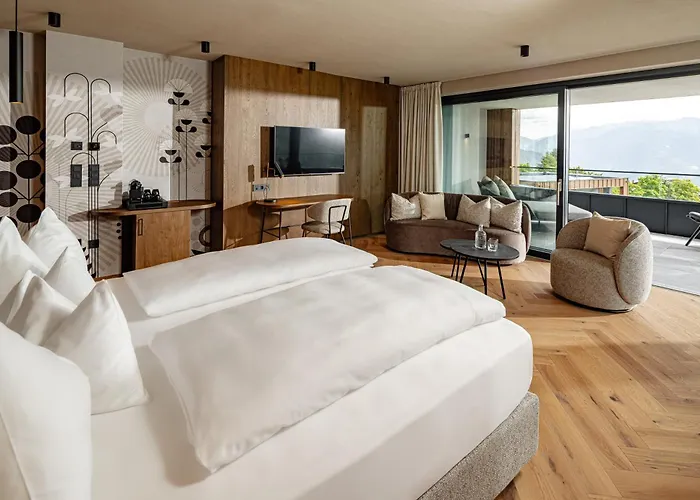 Hotel Sonnenberg Panorama Dolomites Wellbeing Maranza