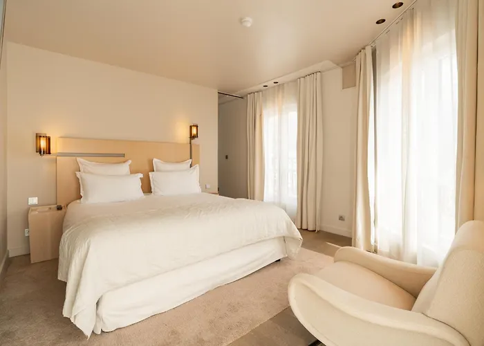 Hotel de Nell Parigi