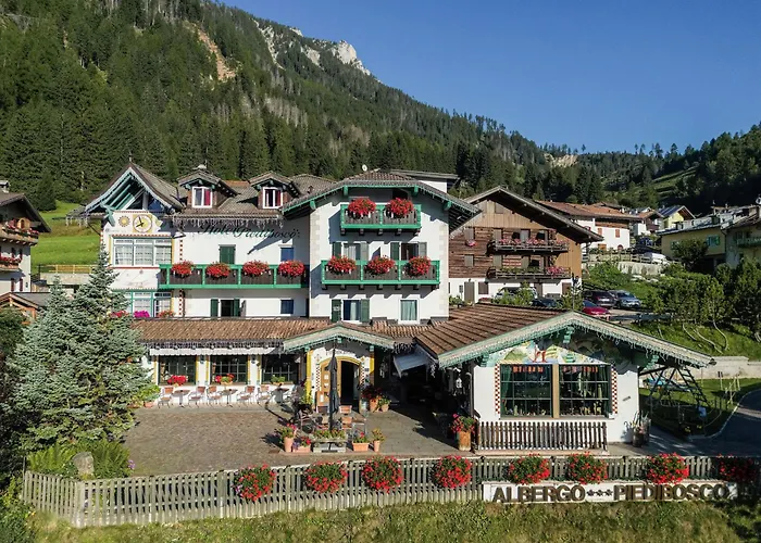Hotel Piedibosco Moena
