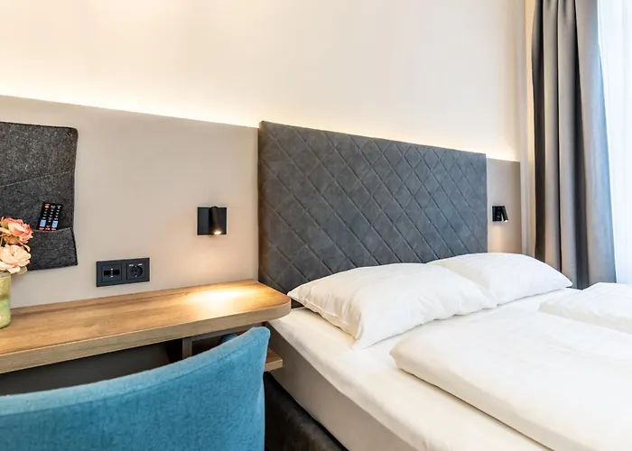 Das Jedermann Boutiquehotel Mit Stadtgarten Salisburgo