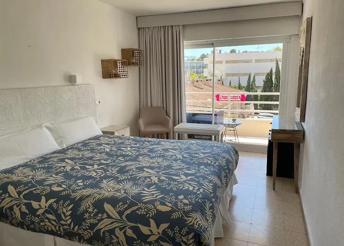 Hostal Roberto Palmanova
