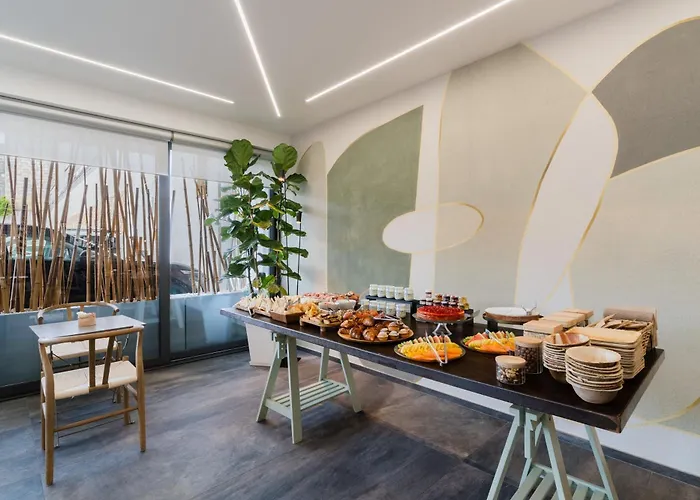 Glass House - Smart Rooms & Parking Lecce