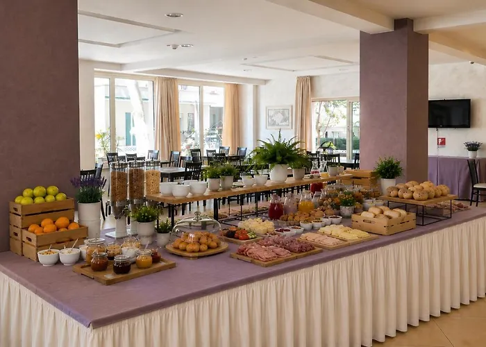 Hotel Favorita Easy Stay Room Only Cesenatico