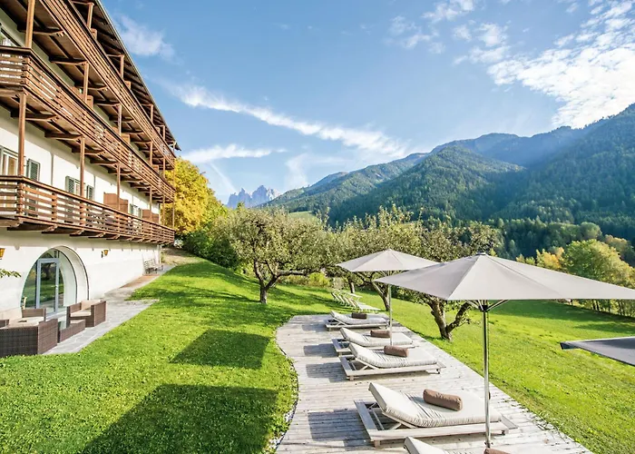 Hotel Kabis Funes 