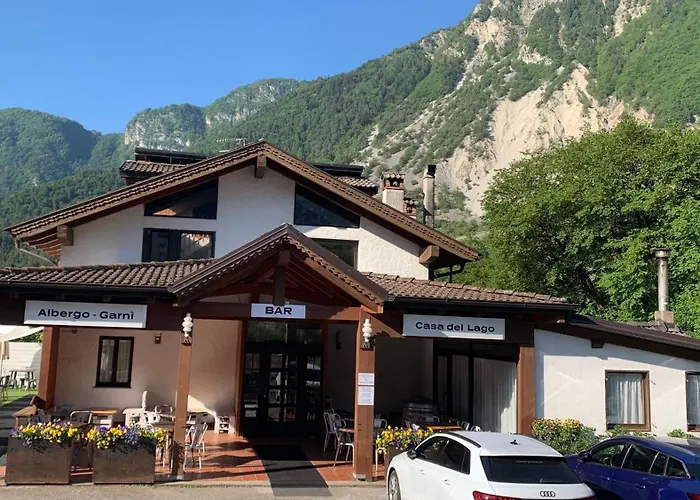 Hotel Garnì Al Laghet Tenno