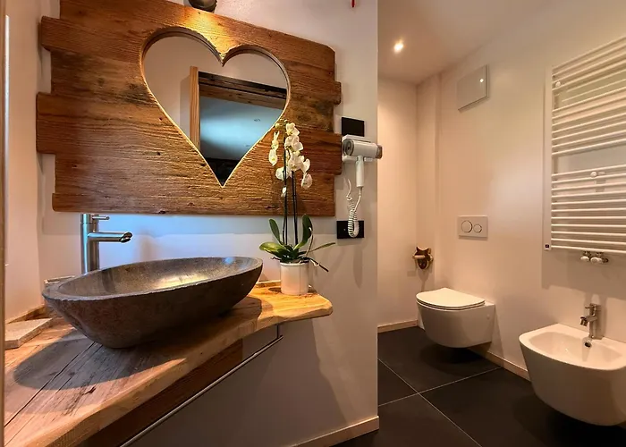 Villa Ruggero Wine Hotel Campitello di Fassa